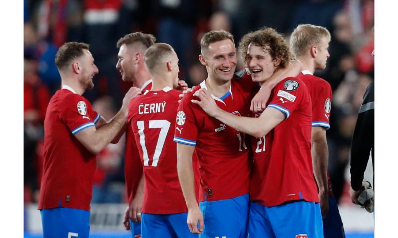 Cộng hòa Séc giành vé vào vòng chung kết Euro 2024.