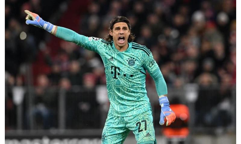 Người nhện Yann Sommer.