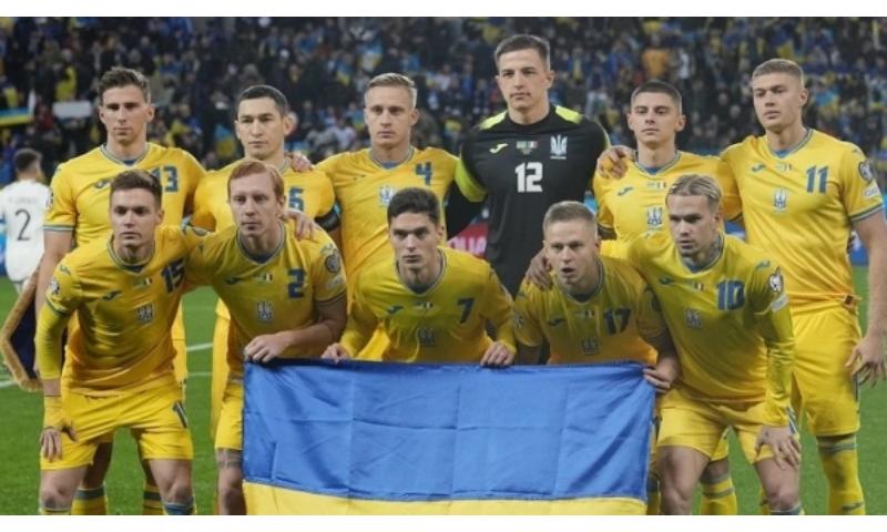 Đội hình đội tuyển Ukraine.