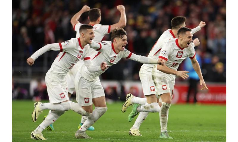 Ba Lan ăn mừng chiến thắng vào vòng chung kết Euro 2024.