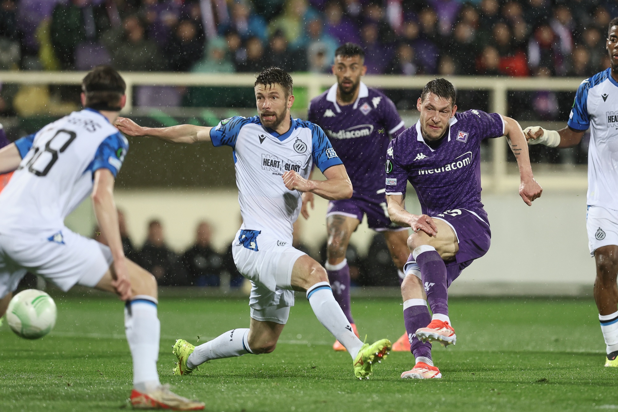 Soi kèo Fiorentina vs Olympiakos